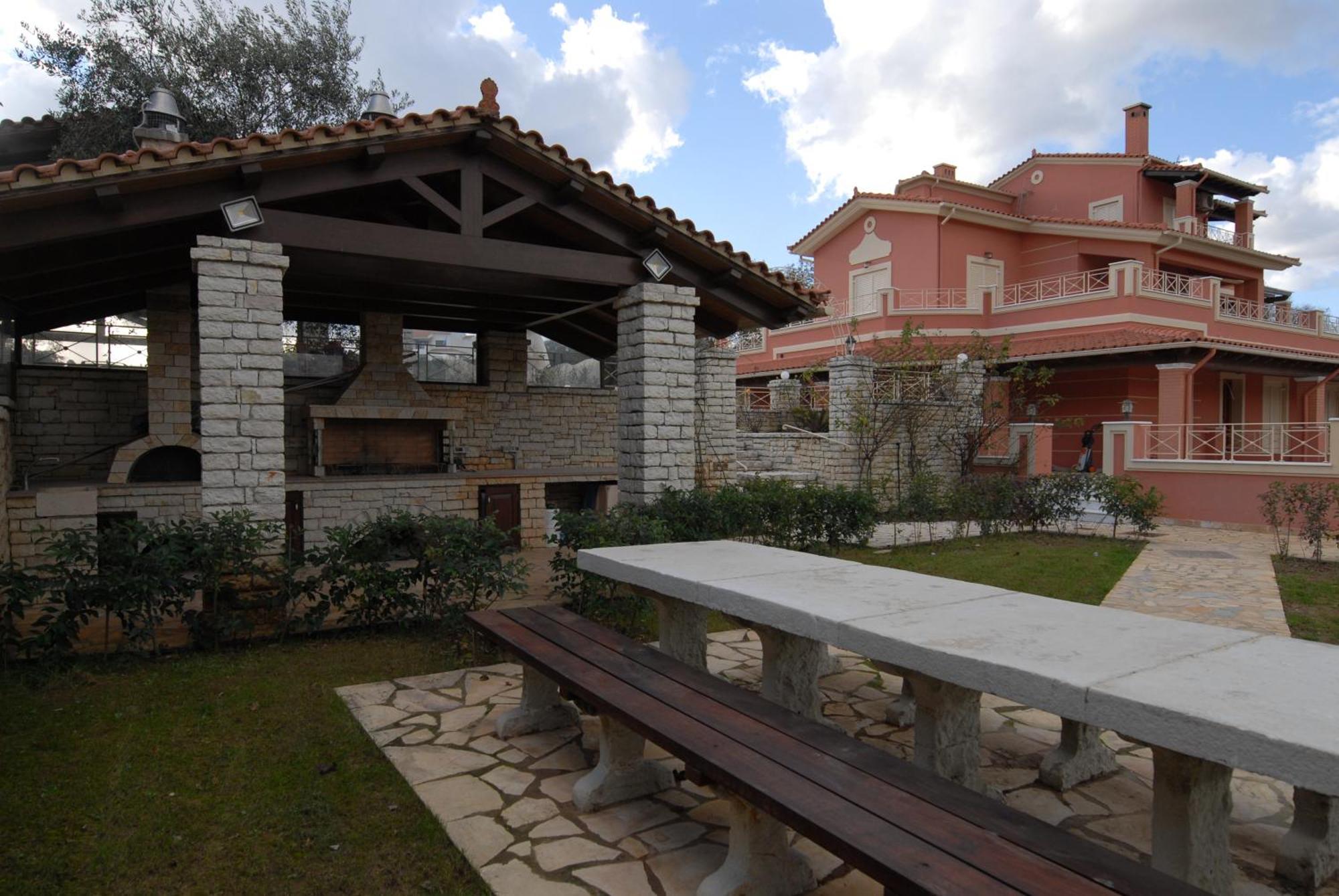 Epavlis Nadine Corfu Villa Гувия Екстериор снимка