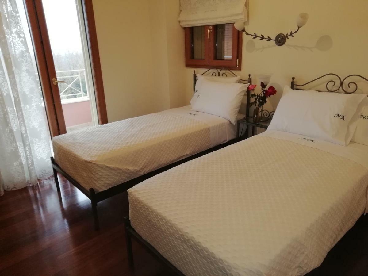 Epavlis Nadine Corfu Villa Гувия Екстериор снимка